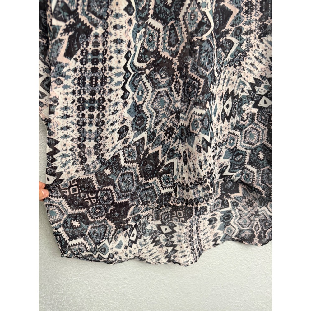 Maurices Women 2 Plus Geometric Cage Back High Low Sheer Tunic Blouse Blue Black - Picture 7 of 9